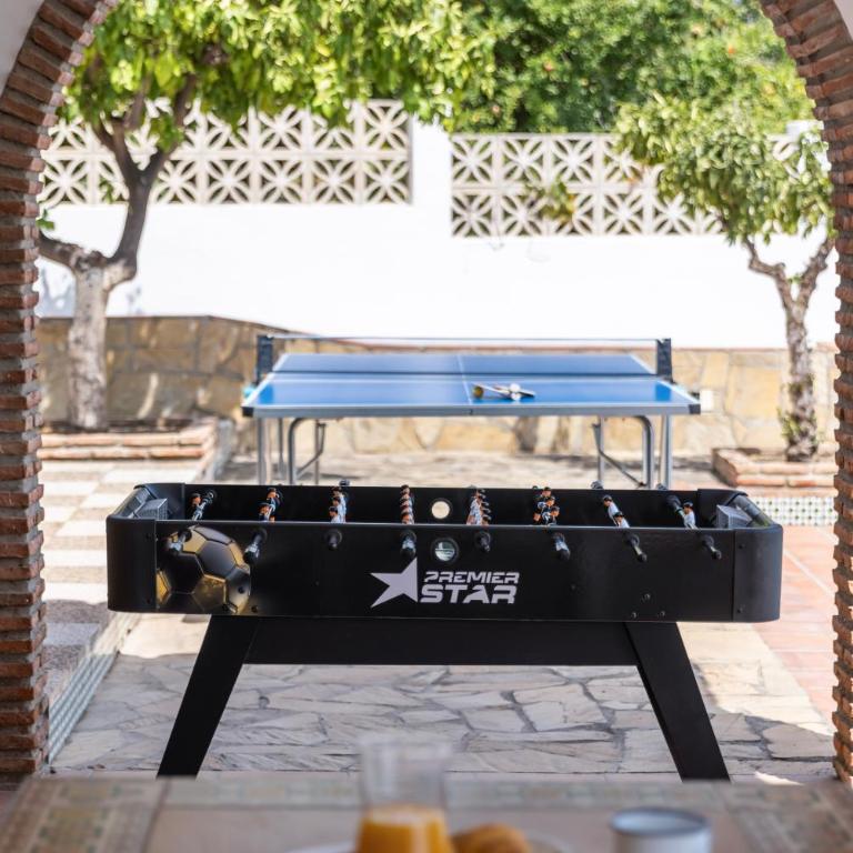 Villa Nerja with Pool, BBQ, Games & Fireplace - Villa - 19