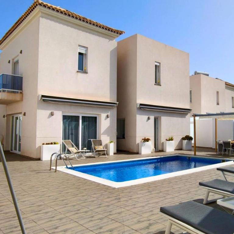 Casa Rafa Villa, 4BR Private Pool, Costa Adeje, Tenerife - Casa de 4 dormitorios - 1
