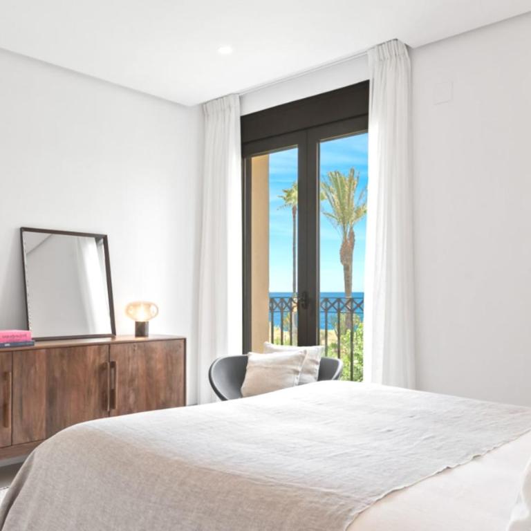 Apartment Palmeras Pool direct access to the beach - Apartment with Sea View - 9