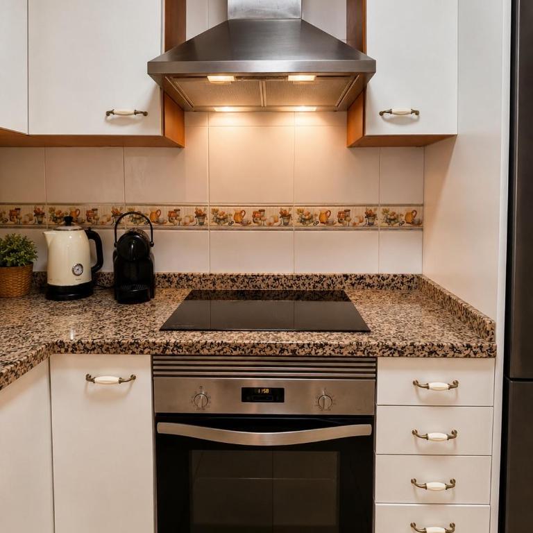 2 bedrooms sea view apartments in La Duquesa - Two-Bedroom Apartment - 18