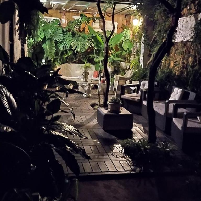 Suite in an impressive and luxurious 1929 Villa - Apartamento con terraza - 68