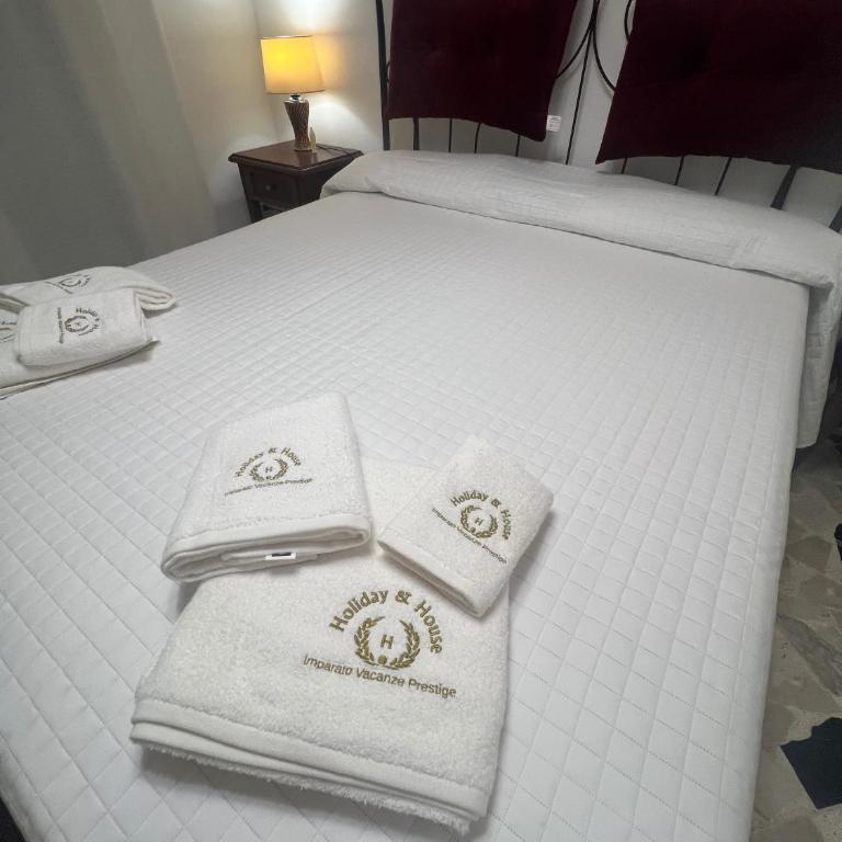 Holiday & House - Imparato Carini Costa Verde - Appartamento con ampia terrazza - porzione di Villa Residenziale a pochi passi dal mare - One-Bedroom Apartment - 5