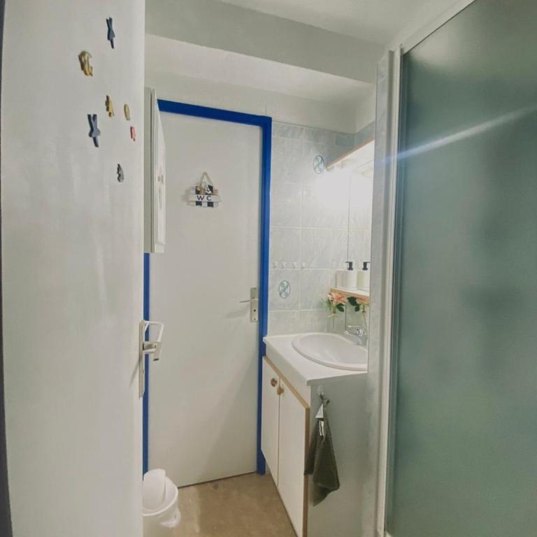 Casa Azura Charmant T2 Mezzanine climatisé à 80 m de la plage - Appartement avec Balcon - 12