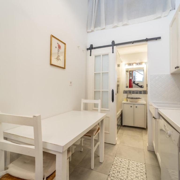 Cozy Studio in Pedregalejo - TakeCareMalaga - Studio - 8