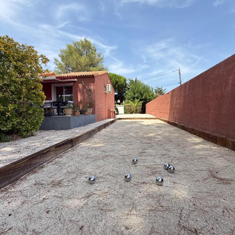 Charming Villa for 6 in Agde - Maison de Vacances 3 Chambres - 28