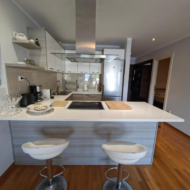 Two bedrooms cozy apartment Budva - Two-Bedroom Apartment - 7