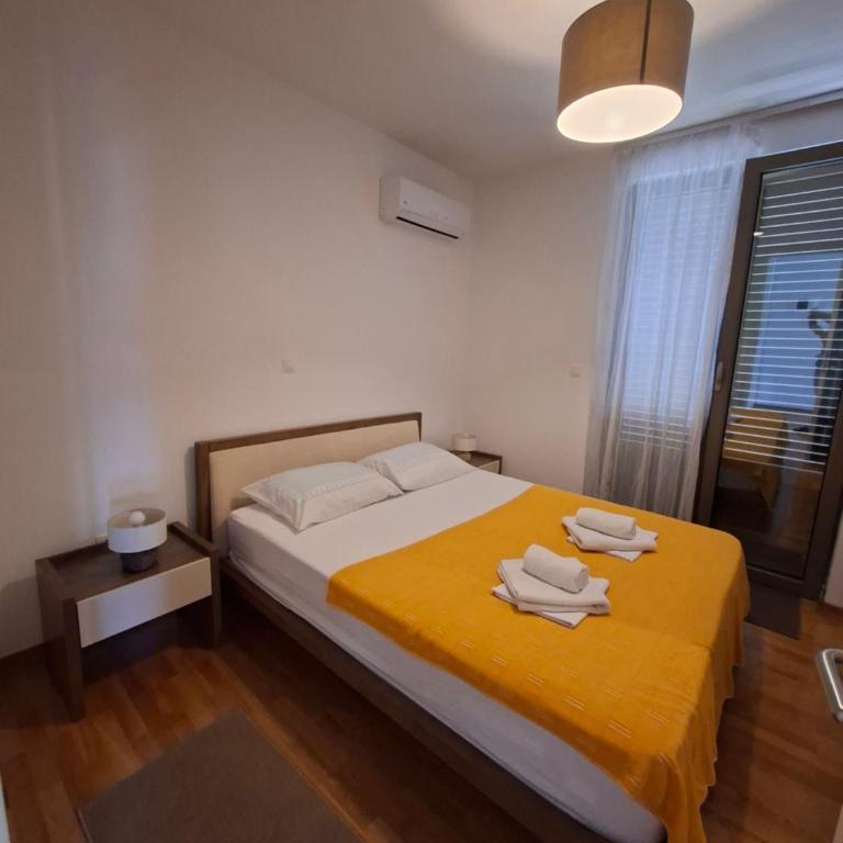 Two bedrooms cozy apartment Budva - Two-Bedroom Apartment - 17