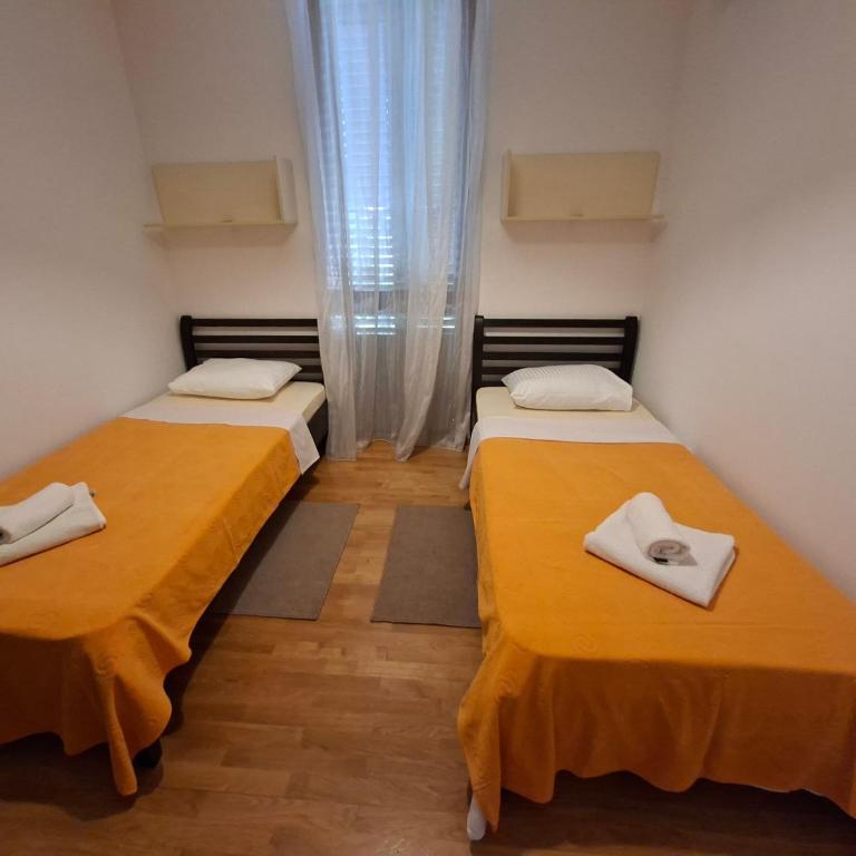 Two bedrooms cozy apartment Budva - Two-Bedroom Apartment - 21