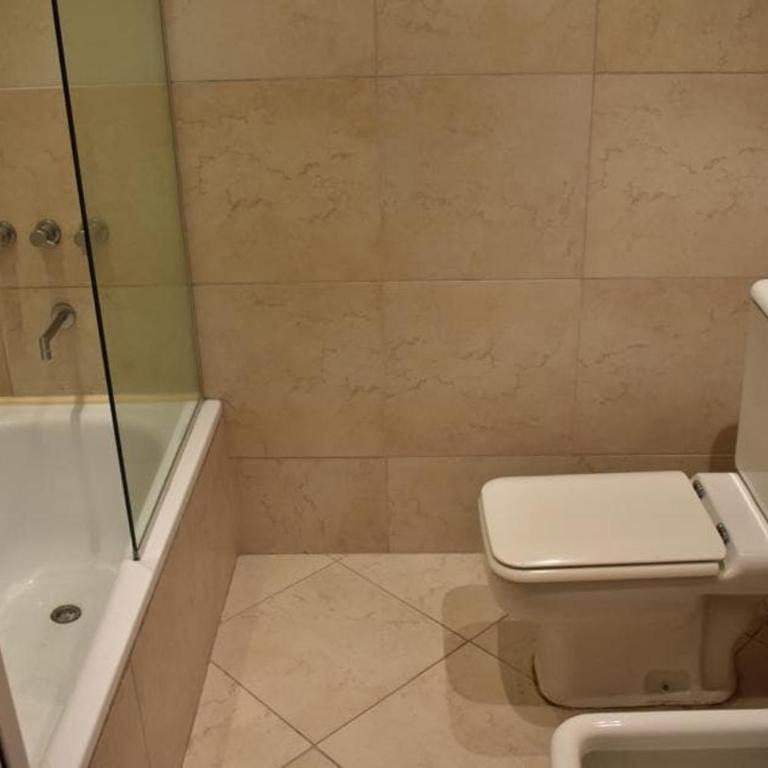 Tower with security and amenities in the best area - Apartamento de 2 dormitorios - 5