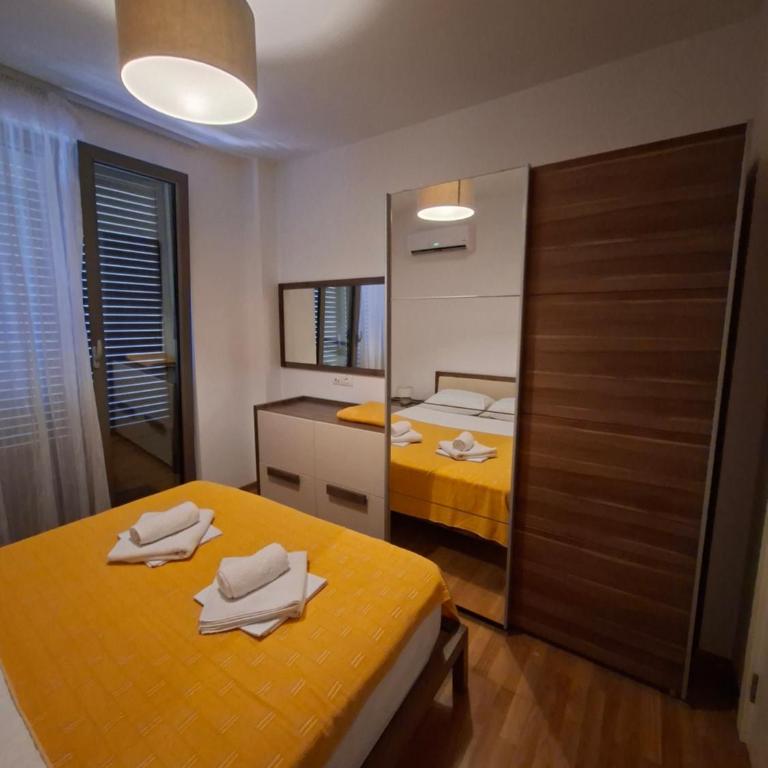Two bedrooms cozy apartment Budva - Two-Bedroom Apartment - 19