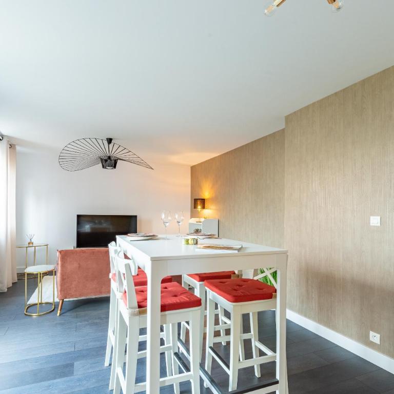 LE TERRACOTTA Appartement cosy avec terrasse, parking privé et confort été - Appartement 1 Chambre - 11
