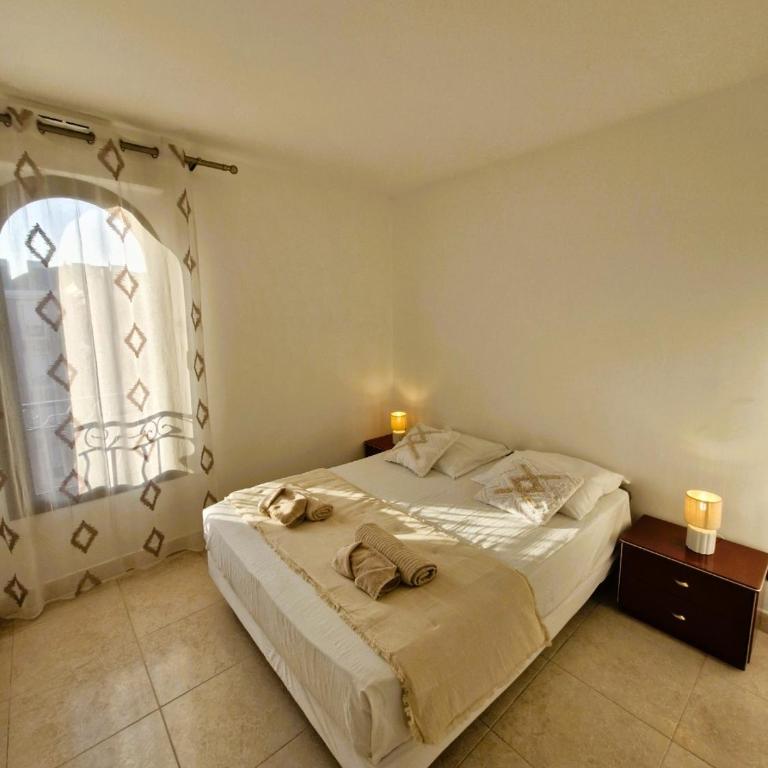 Appartement cœur de ville climatisé avec parking - Appartement 1 Chambre - 7