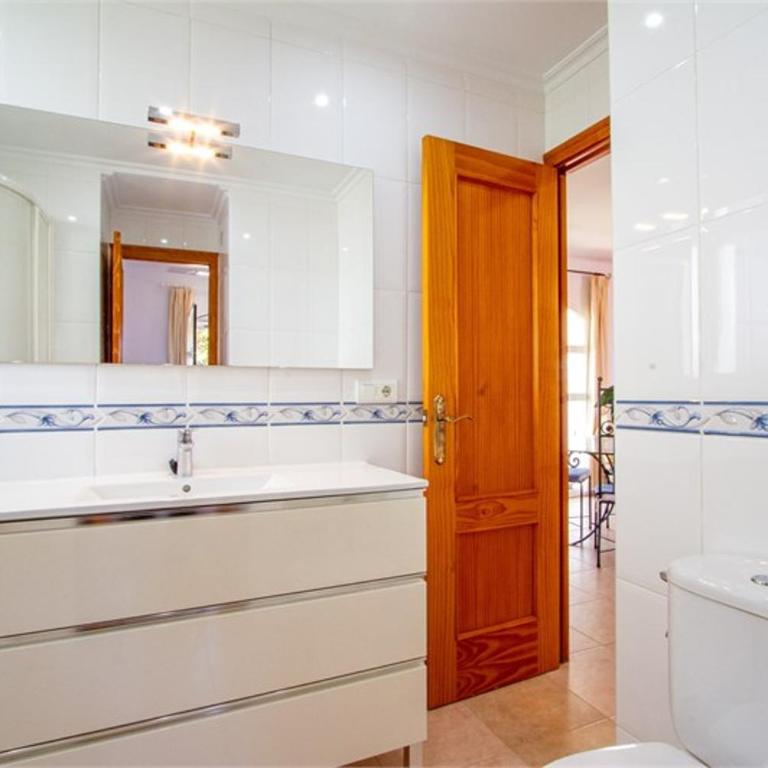 Bajamar Capistrano Apartamentos - Apartamento de 2 dormitorios con terraza y vistas al mar - 6