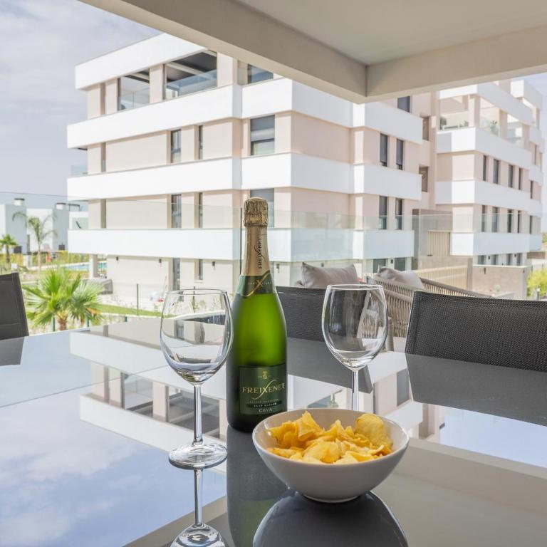 Modern 3BR Family Apartment at Santa Rosalía Resort BY COELI HOLIDAYS - Appartement 3 Chambres - 60