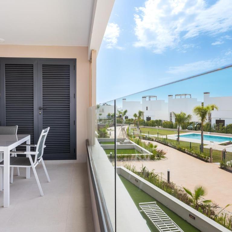 Modern 3BR Family Apartment at Santa Rosalía Resort BY COELI HOLIDAYS - Appartement 3 Chambres - 1