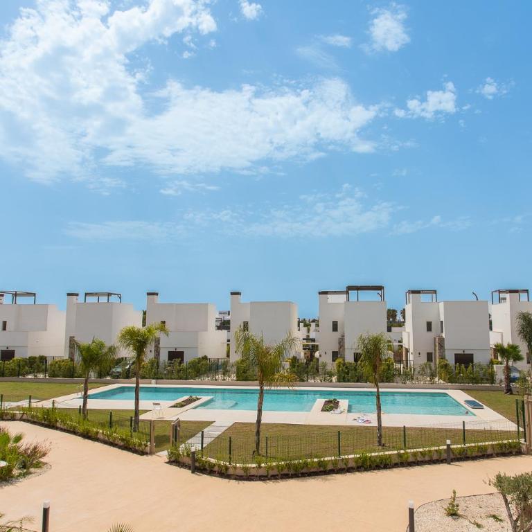 Modern 3BR Family Apartment at Santa Rosalía Resort BY COELI HOLIDAYS - Appartement 3 Chambres - 70