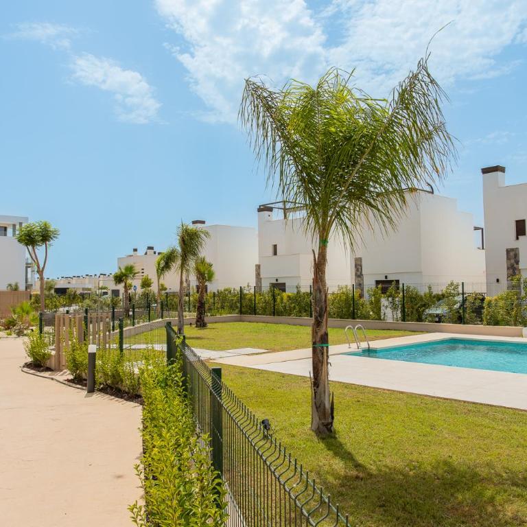 Modern 3BR Family Apartment at Santa Rosalía Resort BY COELI HOLIDAYS - Appartement 3 Chambres - 72
