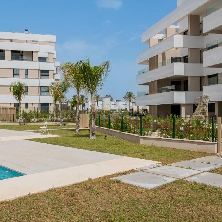 Modern 3BR Family Apartment at Santa Rosalía Resort BY COELI HOLIDAYS - Appartement 3 Chambres - 75