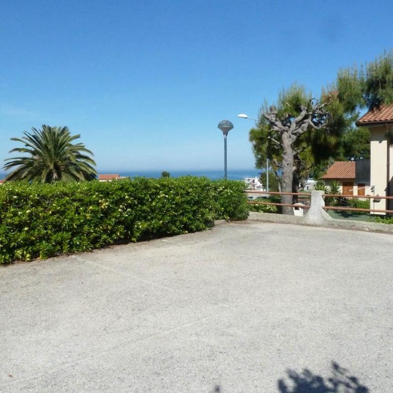 725 - Appartamento trilocale al primo piano A MARCELLI nuovo - BELLISSIMA VISTA MARE - A SOLI 200 MT DALLA SPIAGGIA - CLIMATIZZATO SPIAGGIA E NAVETTA INCLUSE AL WHITE BEACH CLUB - Appartamento con 2 Camere da Letto - 15