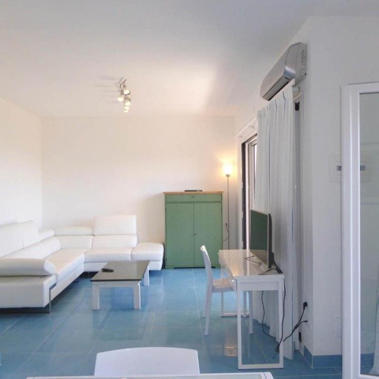 725 - Appartamento trilocale al primo piano A MARCELLI nuovo - BELLISSIMA VISTA MARE - A SOLI 200 MT DALLA SPIAGGIA - CLIMATIZZATO SPIAGGIA E NAVETTA INCLUSE AL WHITE BEACH CLUB - Appartamento con 2 Camere da Letto - 6
