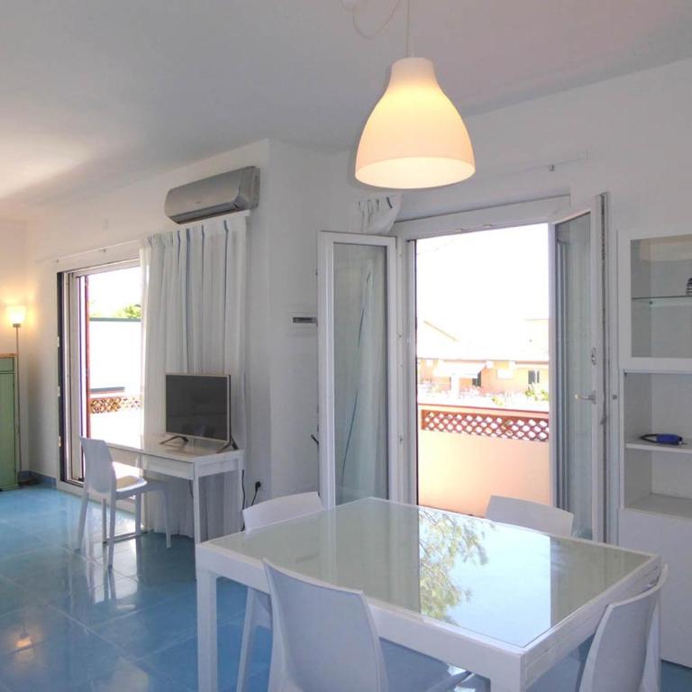 725 - Appartamento trilocale al primo piano A MARCELLI nuovo - BELLISSIMA VISTA MARE - A SOLI 200 MT DALLA SPIAGGIA - CLIMATIZZATO SPIAGGIA E NAVETTA INCLUSE AL WHITE BEACH CLUB - Appartamento con 2 Camere da Letto - 5