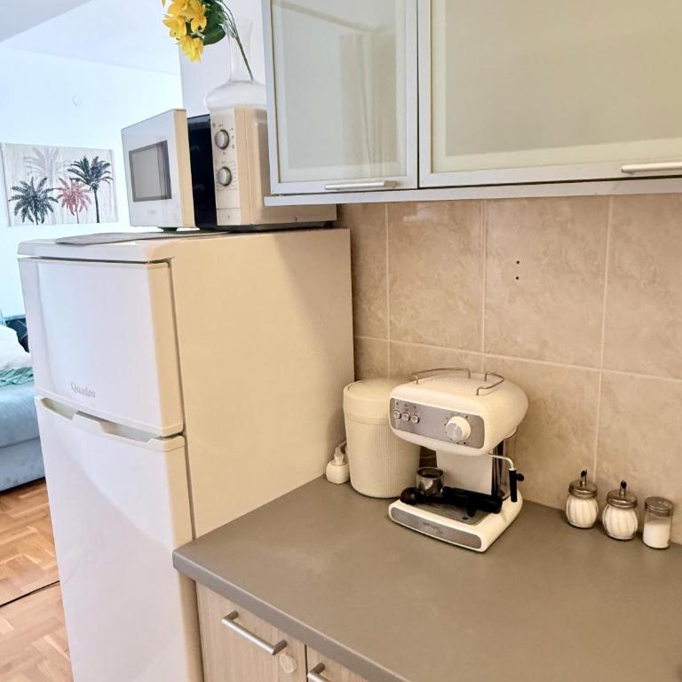 Sea Time Apartment - One-Bedroom Apartment with Balcony and Sea View - 24