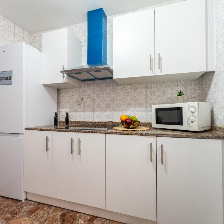 MalagaSuite Niza II Fuengirola Apartments - Apartment mit 3 Schlafzimmern und Meerblick - 10