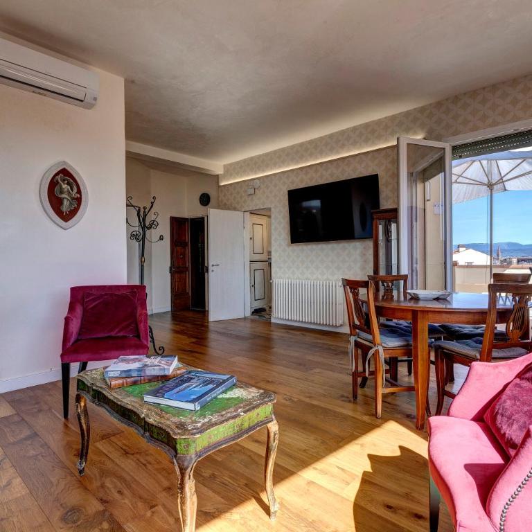 Dimora San Giorgio - Deluxe One-Bedroom Apartment with City View - 16