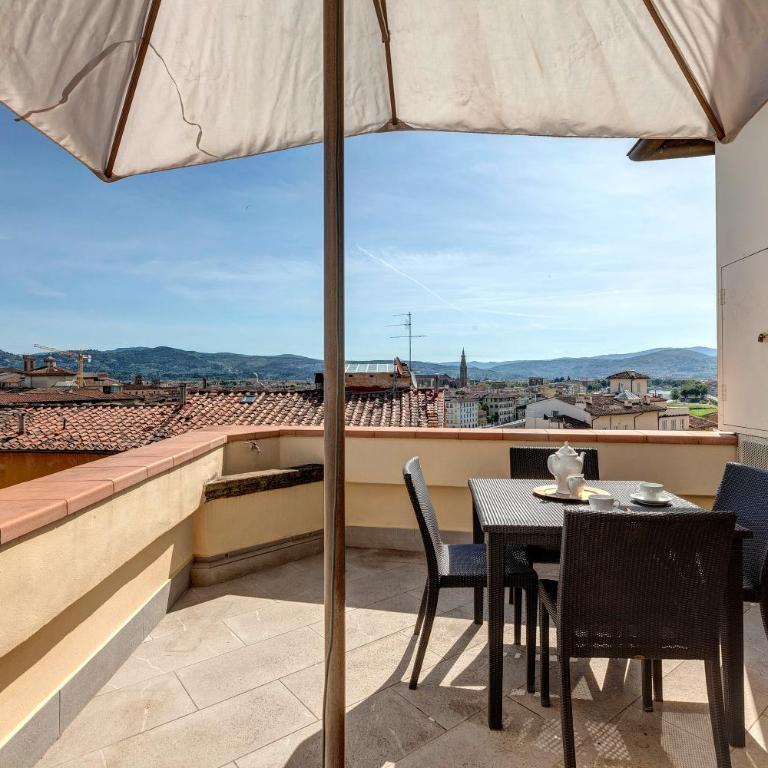 Dimora San Giorgio - Deluxe One-Bedroom Apartment with City View - 6