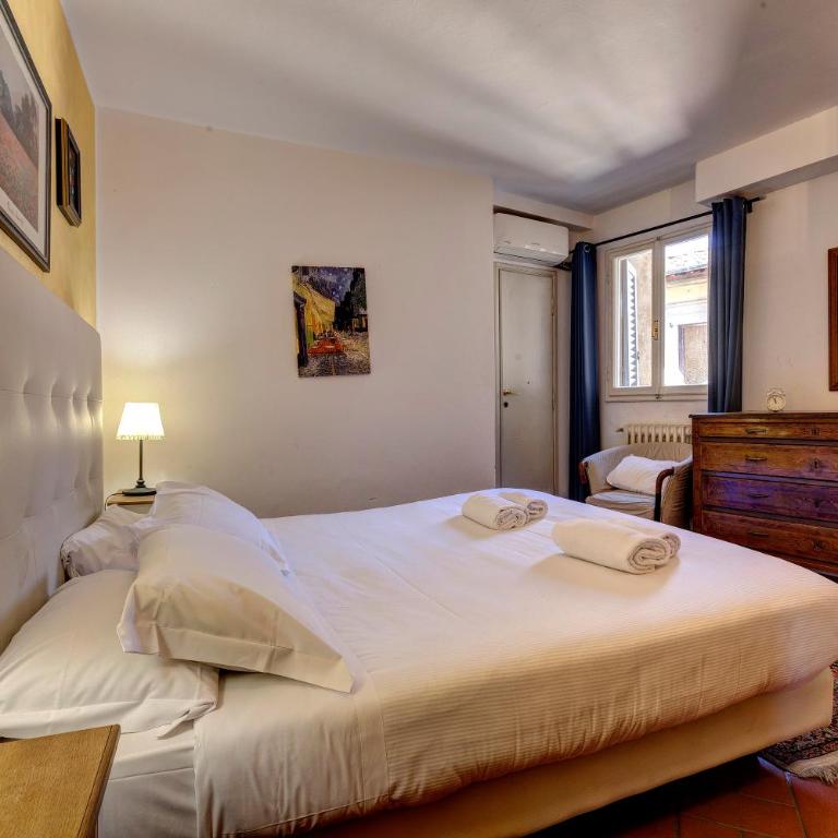 Dimora San Giorgio - Two-Bedroom Deluxe Apartment with Balcony - 5