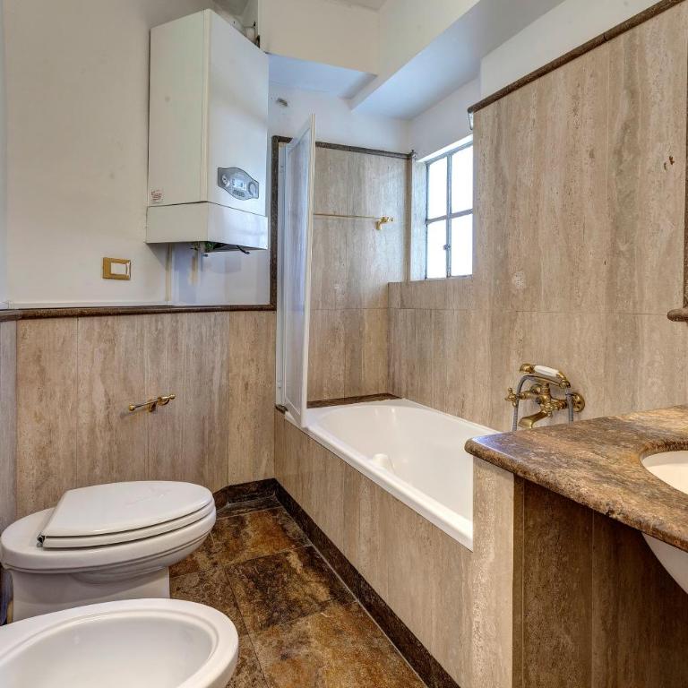 Dimora San Giorgio - Two-Bedroom Deluxe Apartment with Balcony - 7