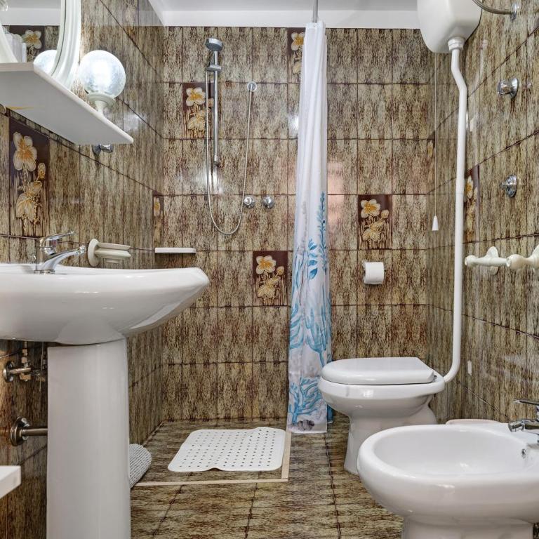 Gelso Bianco - Dreibettzimmer mit Dusche - 6