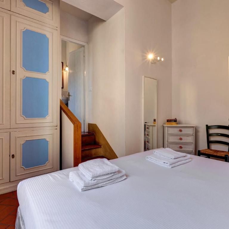 Dimora San Giorgio - One-Bedroom Standard Apartment - 4