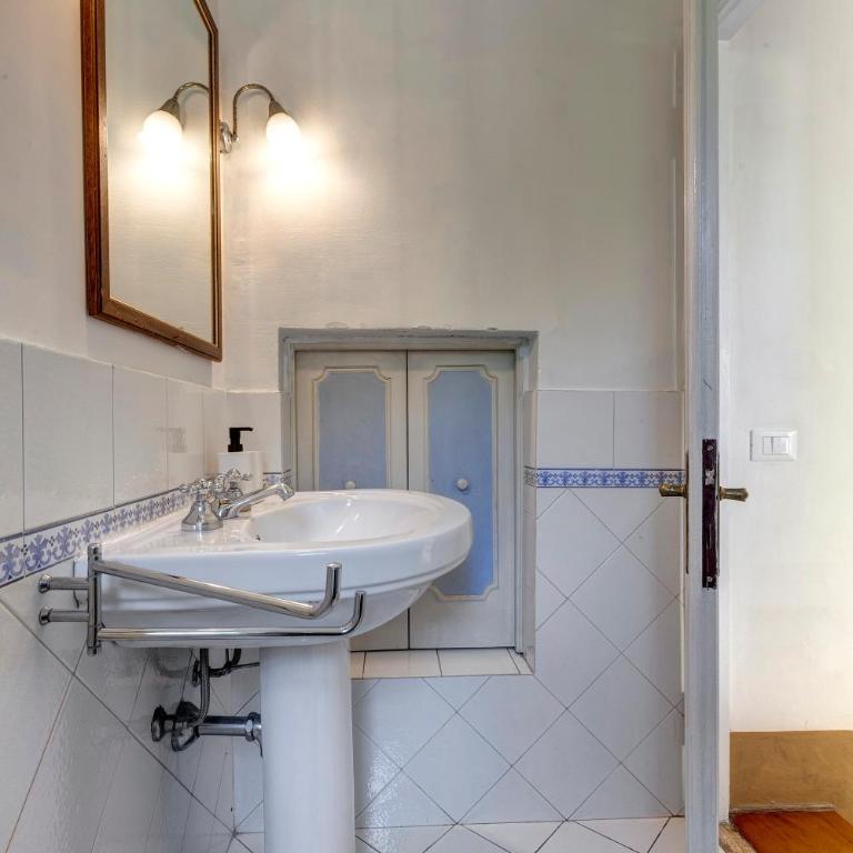 Dimora San Giorgio - One-Bedroom Standard Apartment - 6
