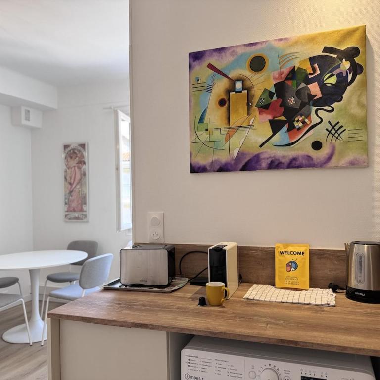 T2 climatisé - Palais et plage à pied - Appartement 1 Chambre - 8