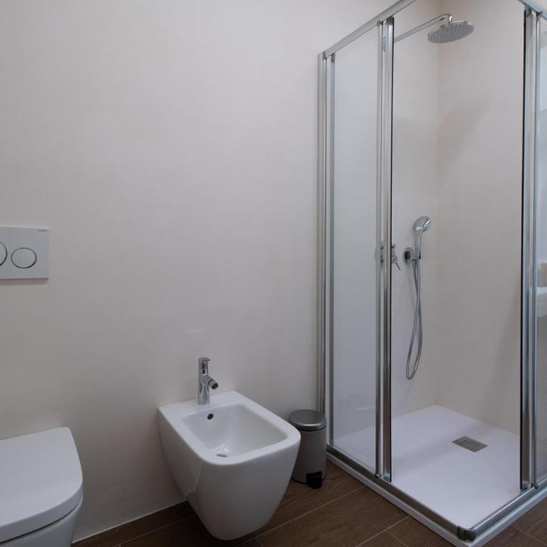 GuestHost - Cozy Apartment with Parking - Appartamento con 2 Camere da Letto - 4