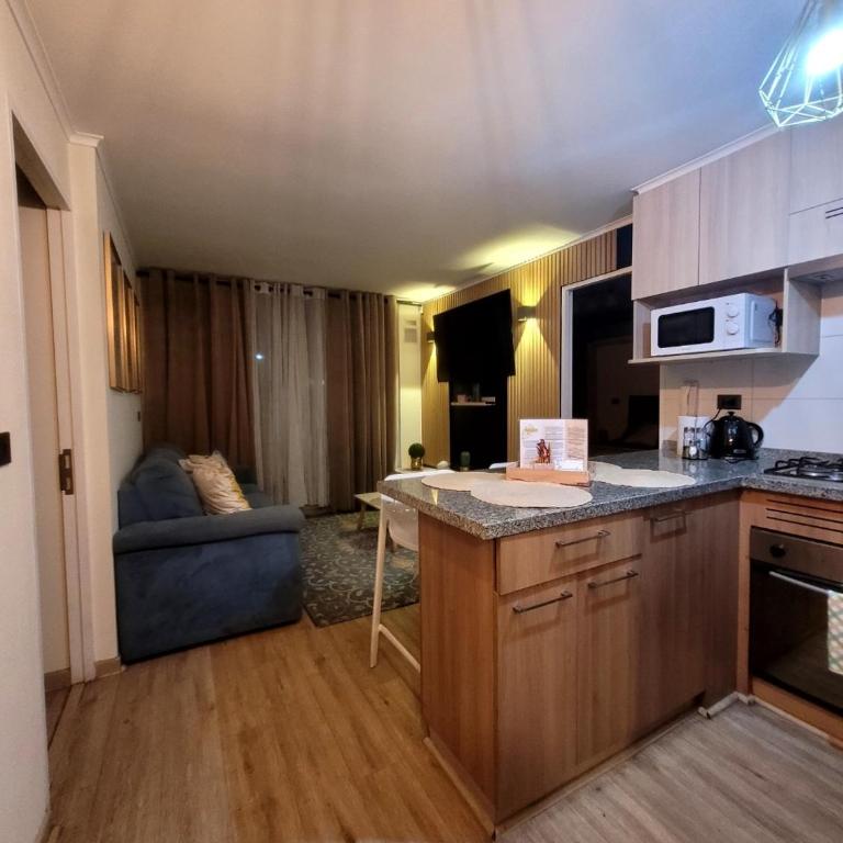 Large Urban Oasis Balcony y Parking y Metro L2 y L4A - Two-Bedroom Apartment - 5