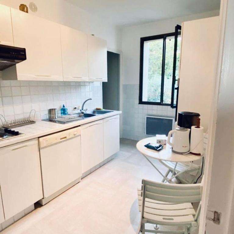 Apartment with sea view in Provence, private residence Les Hauts de Vaugrenier - Appartement 1 Chambre - 7