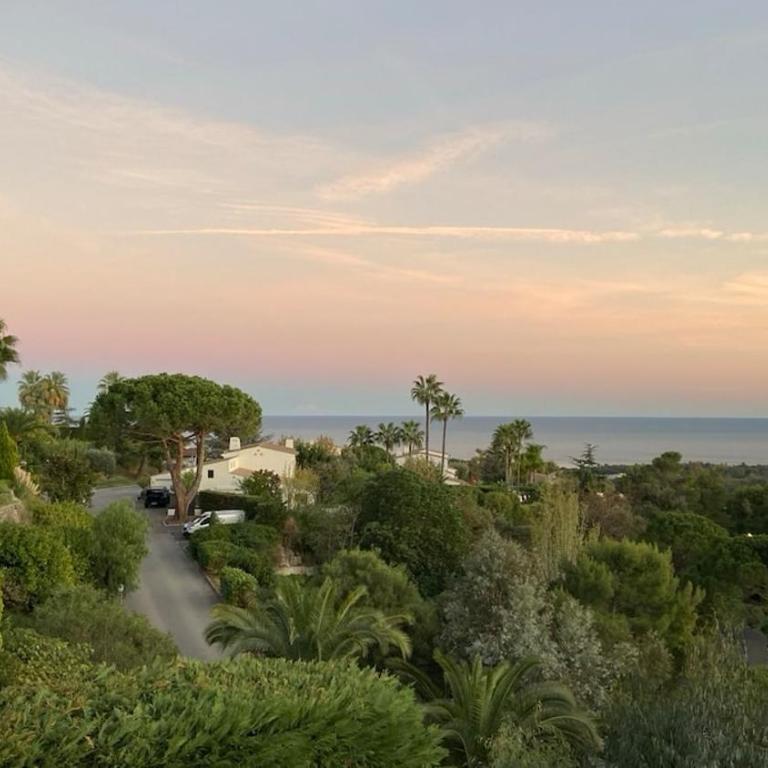 Apartment with sea view in Provence, private residence Les Hauts de Vaugrenier - Appartement 1 Chambre - 1