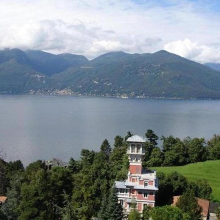 Spacious Apartment in Luino for 5 - One-Bedroom Apartment - 36
