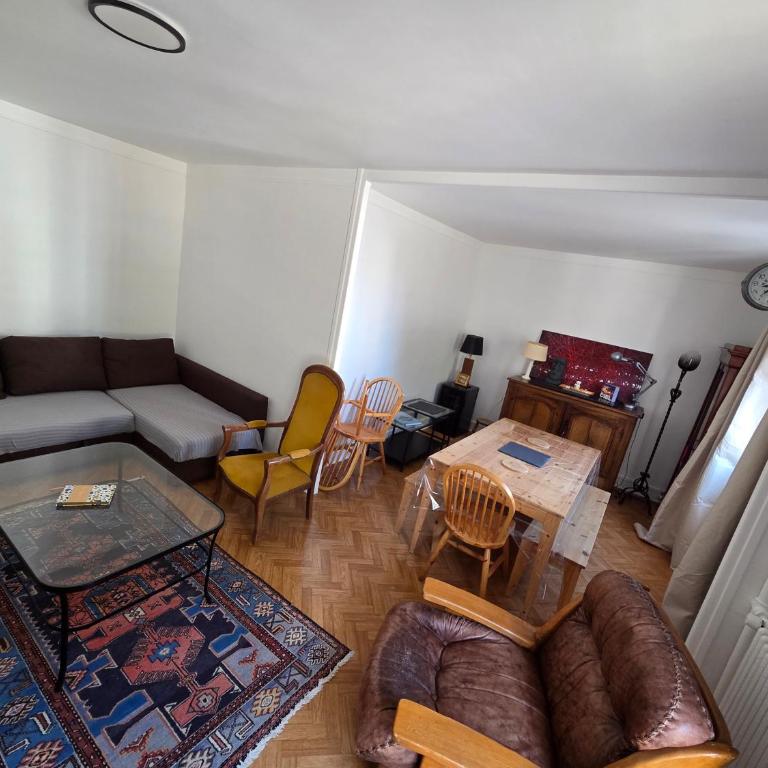 Caen Centre - Port de Plaisance - Proche Gare - Appartamento con 2 Camere da Letto - 2