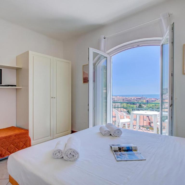 Seaview Pool Retreat - Il Poggio - Monolocale con Vista Mare 2 - 2