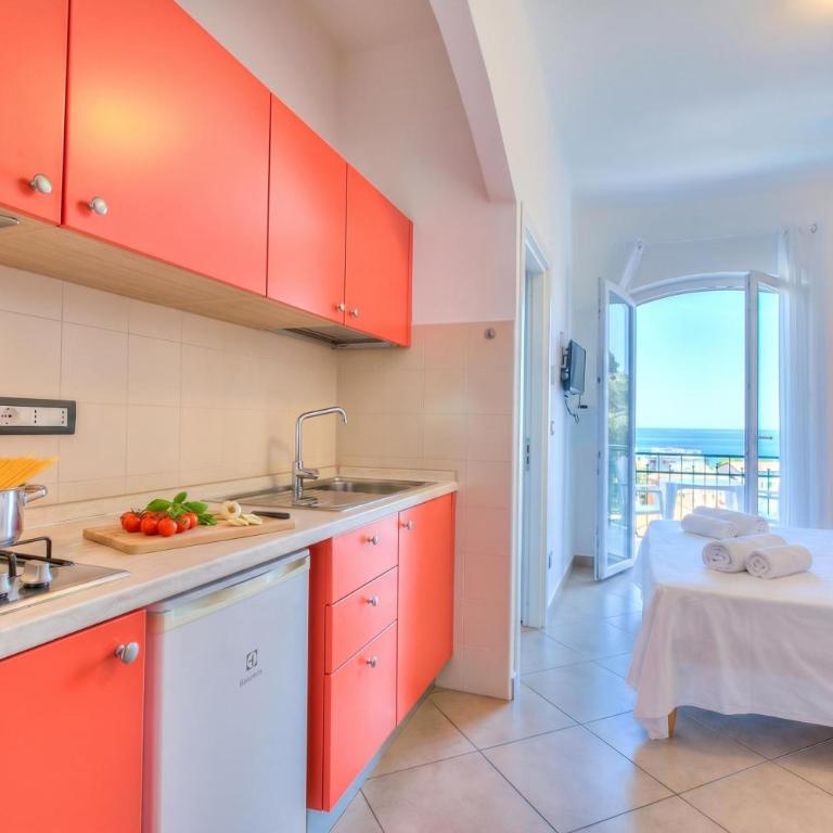 Seaview Pool Retreat - Il Poggio - Monolocale 4 con Vista Mare - 8