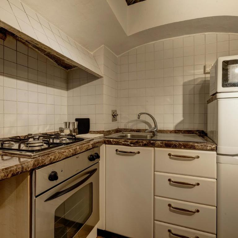 Dimora San Giorgio - Two-Bedroom Apartment with Terrace - 7