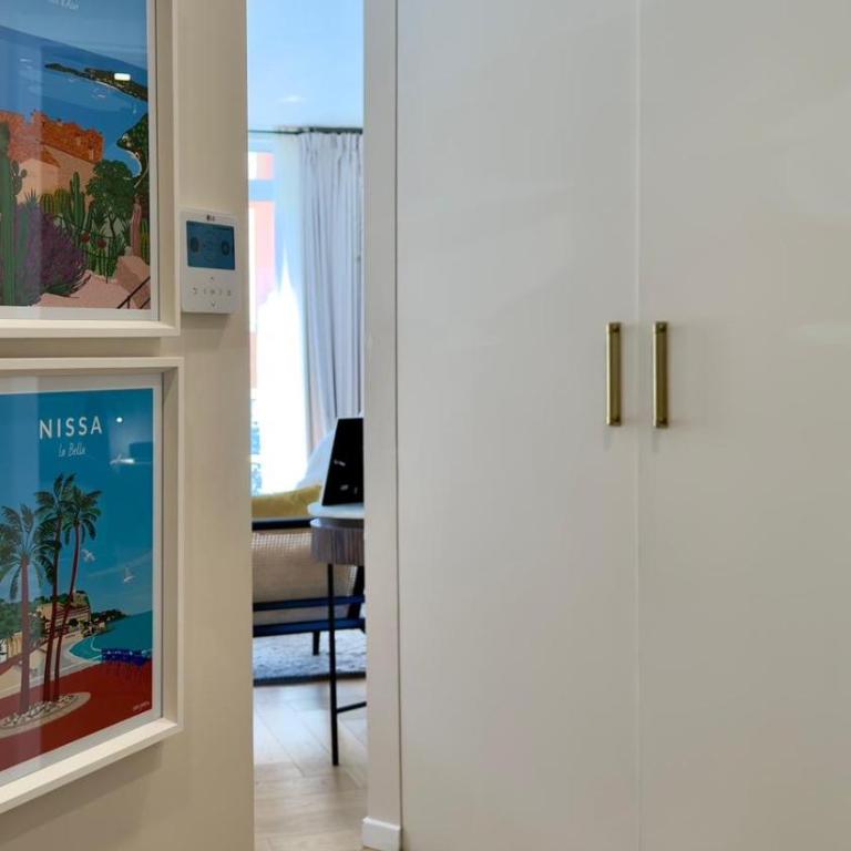 Port of Nice - Scooters Included - Appartamento con 2 Camere da Letto - 4