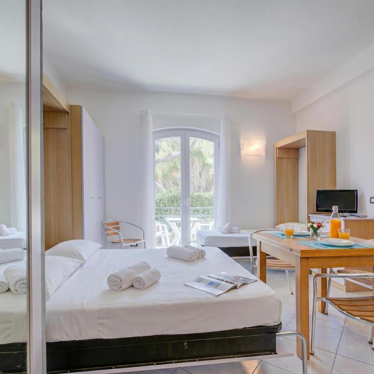 Seaview Pool Retreat - Il Poggio - Monolocale 6 con Vista Mare - 13