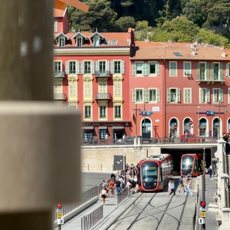 Port of Nice - Scooters Included - Appartamento con 2 Camere da Letto - 5