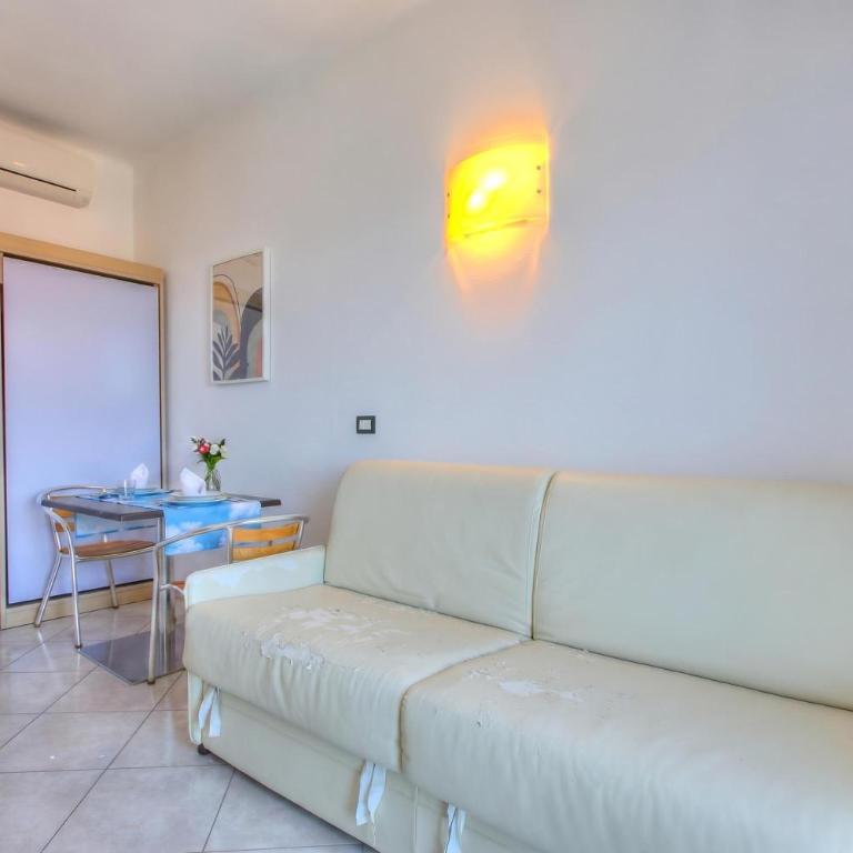 Seaview Pool Retreat - Il Poggio - Monolocale 7 con Vista Mare - 3