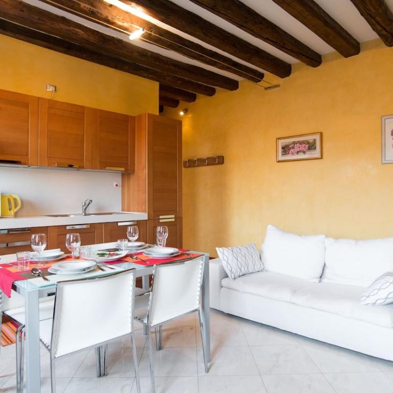 ELEGANT AND WIDE FLAT 5 min FROM THE TRAIN STATION - Appartamento con 2 Camere da Letto - 4