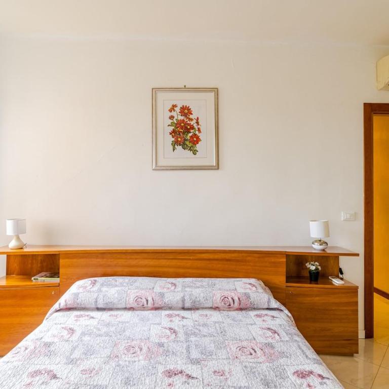 ELEGANT AND WIDE FLAT 5 min FROM THE TRAIN STATION - Appartamento con 2 Camere da Letto - 48